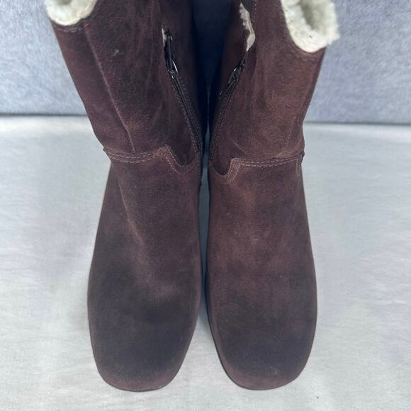 Clark’s Bendables Women’s sz 9 Brown Suede Faux Shearling Cuff 2 Way Bootie - Picture 8 of 11